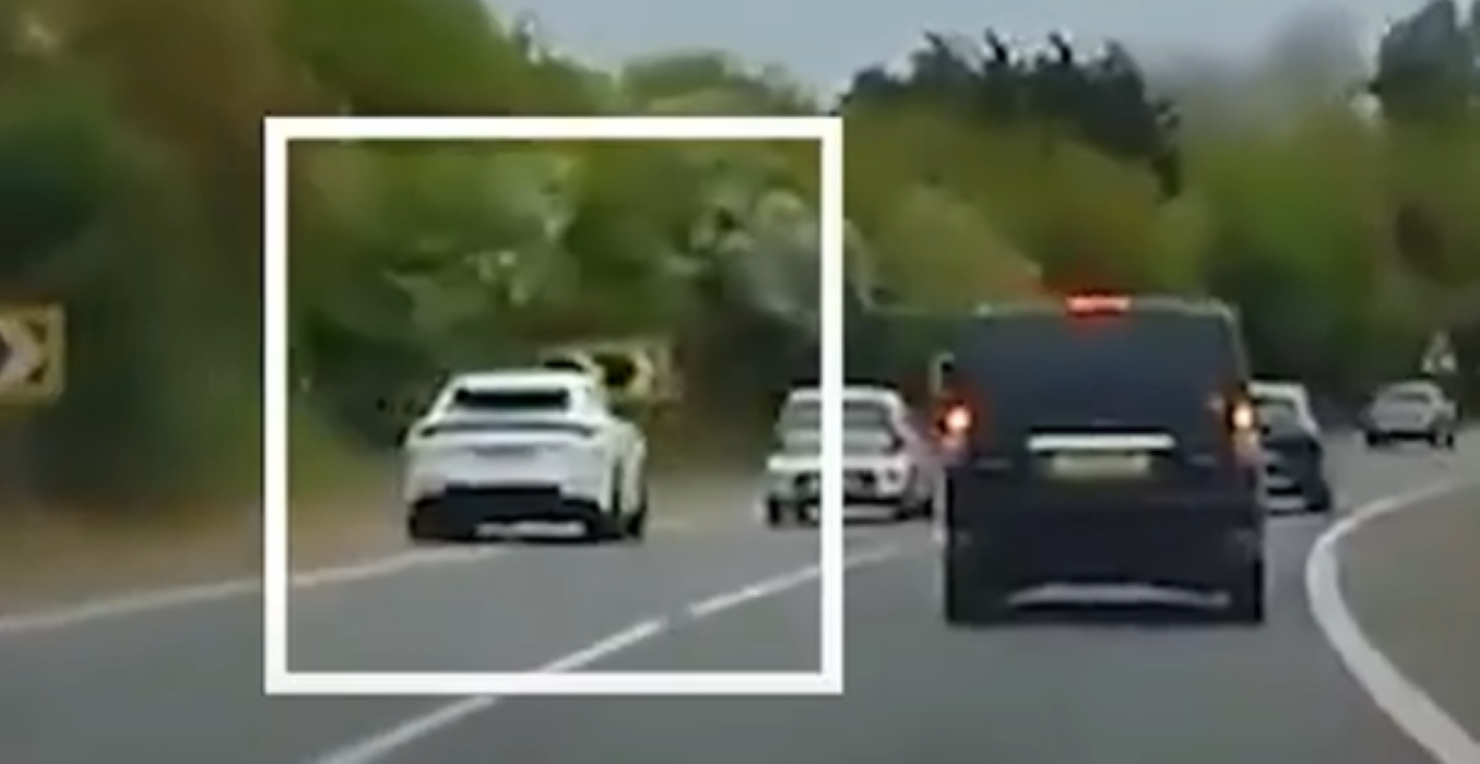 Ѕвездата на Челси е проблем за безбедноста: „Летал“ со автомобил иако има забрана за возење (ВИДЕО)