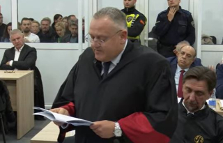 Општина Аеродром ќе го исчисти просторот кај поранешен „Мекдоналд“ и ќе им прати фактура на сопствениците