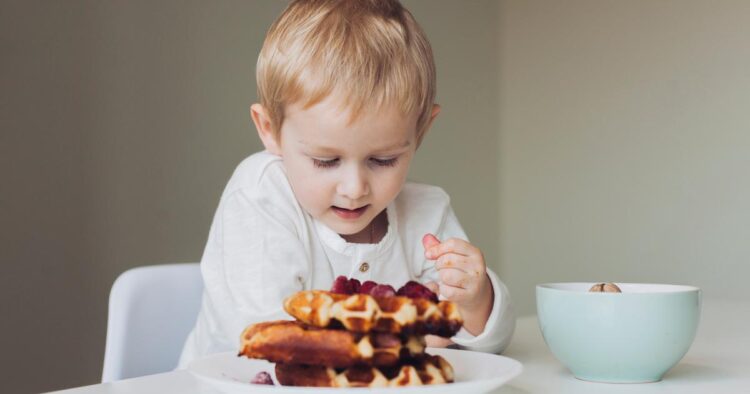 Еве зошто со главниот оброк на децата задолжително треба да им послужите десерт