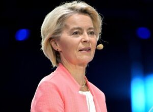 Фон дер Лајен: Европската младина сака да живее во ЕУ