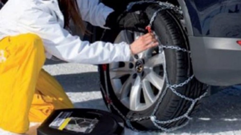 Сменете ги гумите: Од 15 ноември задолжително поседување на зимска опрема