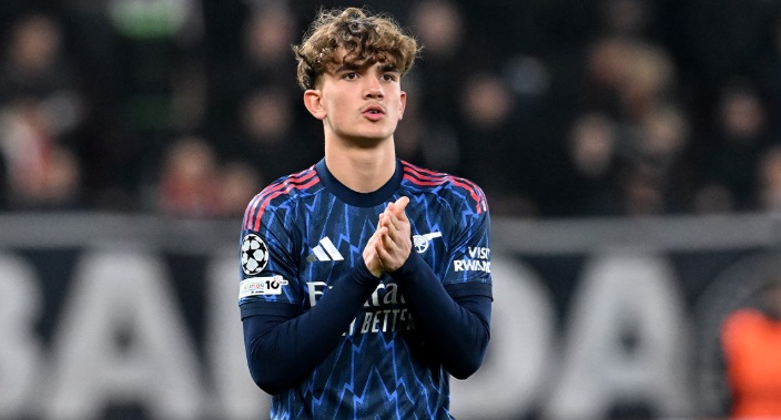 Арсенал го доби најмладиот фудбалер во ЛШ – има 15 години и 308 денови! (ФОТО)