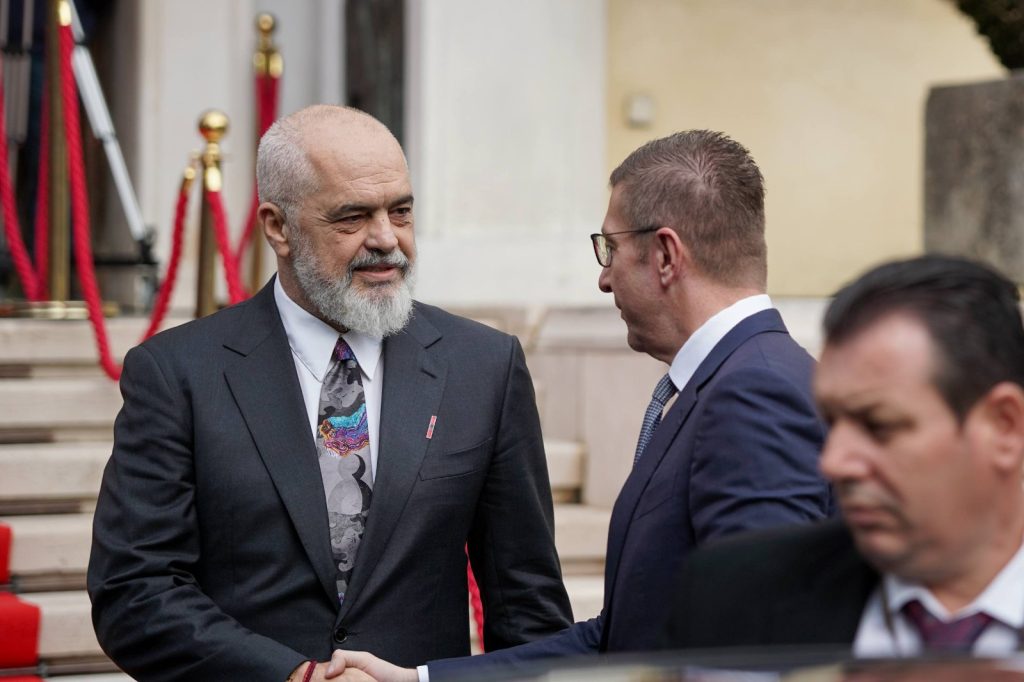 Мицкоски со порака од Тирана: Европа ја градиме дома, време е ЕУ да ги исполни своите ветувања