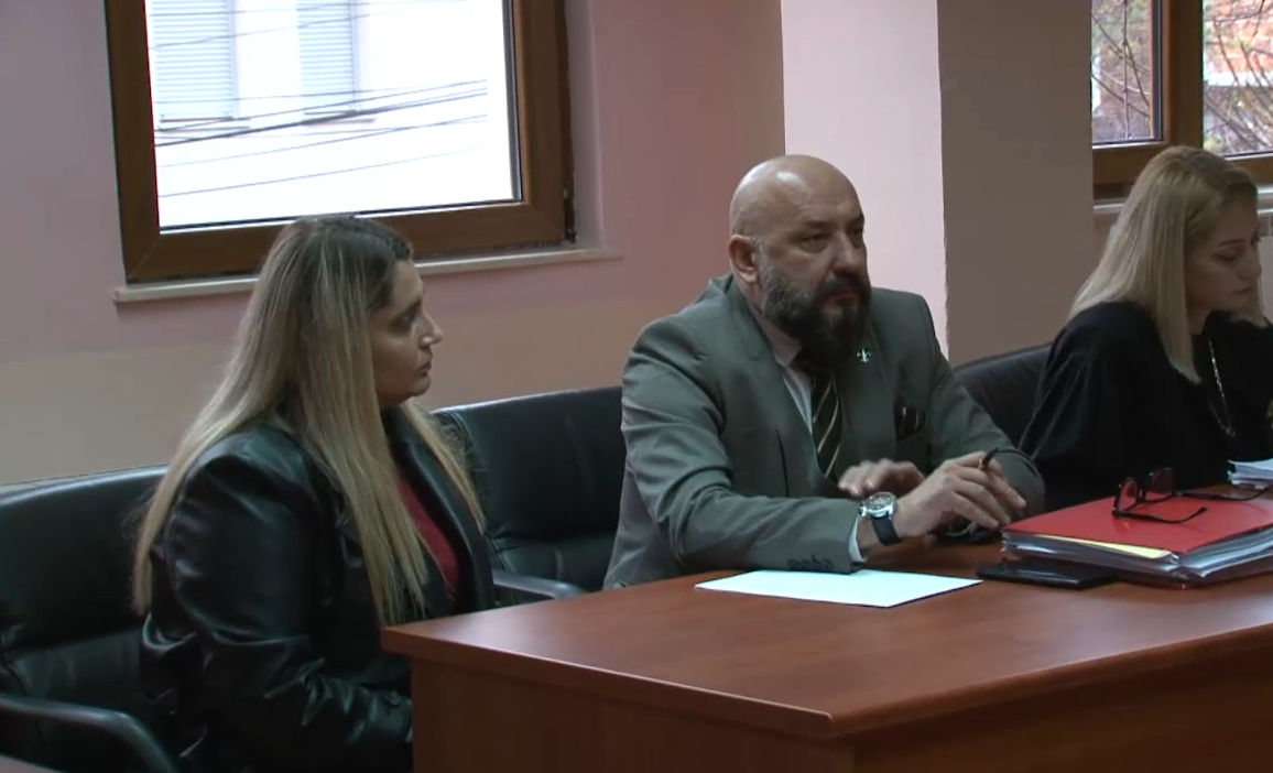 Супервештачењето покажало пропусти во постоперативниот период, продолжува судскиот процес за родилката од Дебар