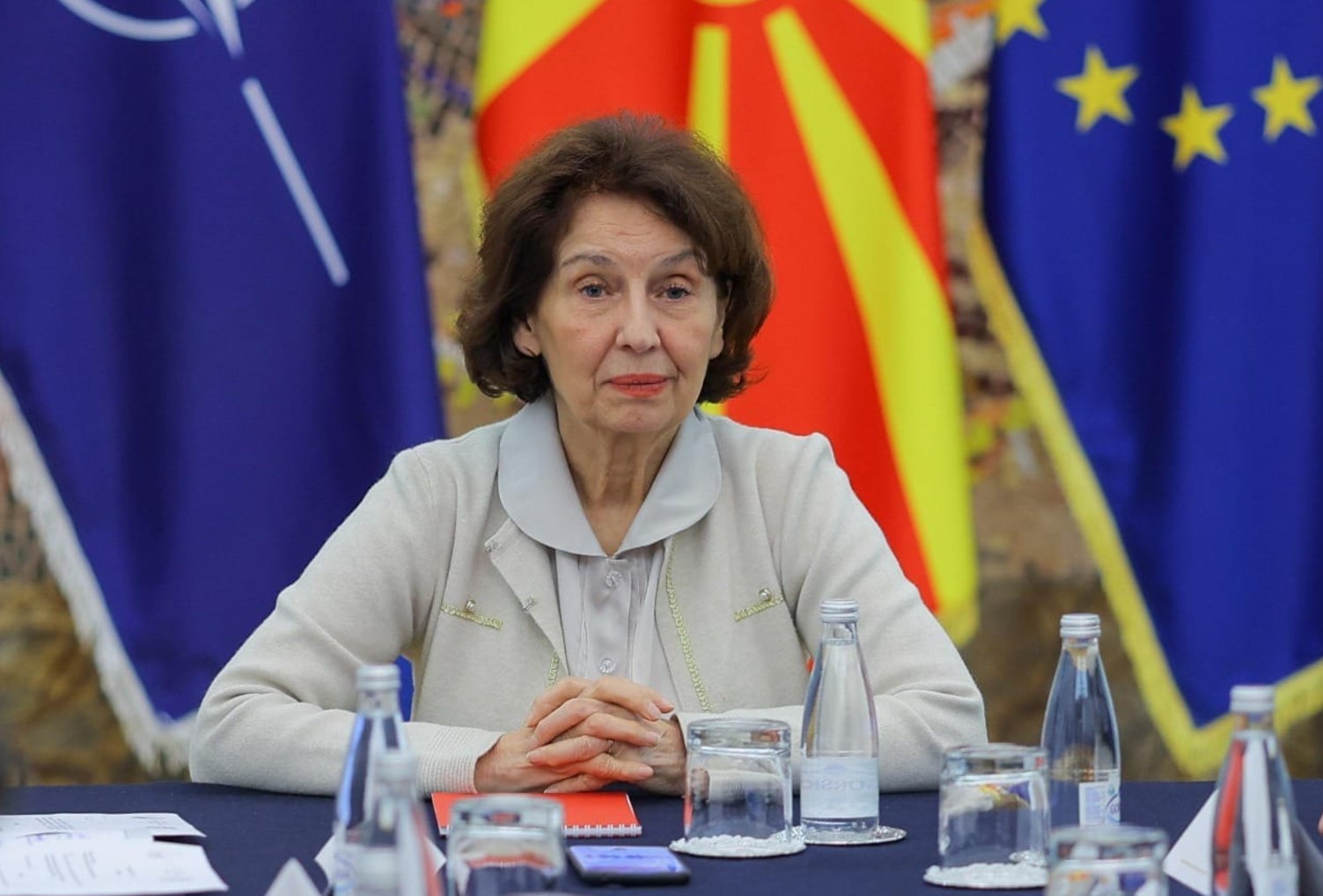 Претседателката ќе го одликува Сашко Кедев со Орден „8 Септември“