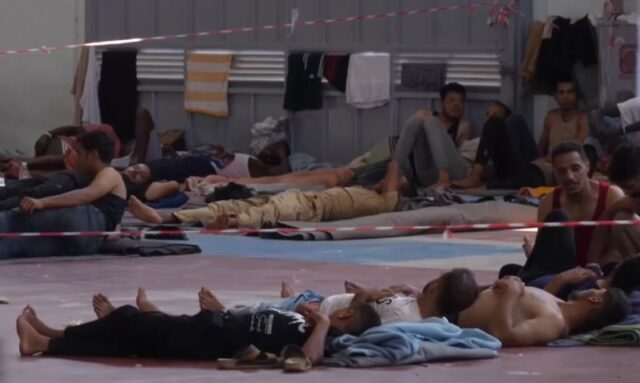 ЕК издвои уште 103 милиони евра за Грција за справување со притисокот од бегалци