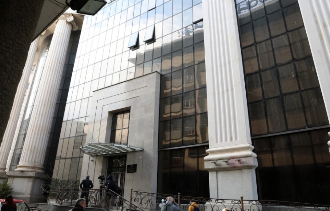 НИКОЈ НЕ Е СЛОБОДЕН ДОДЕКА ДИШЕ ОТРОВ СКРИЕН КАКО „ДЕЛОВНА ТАЈНА“: Зелен Хуман Град ќе го спори Закон за контрола на индустриските емисии пред Уставен суд