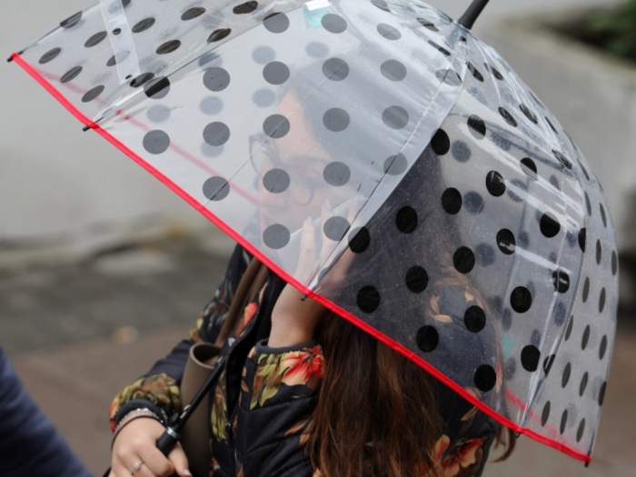 Облачно со повремени врнежи од дожд