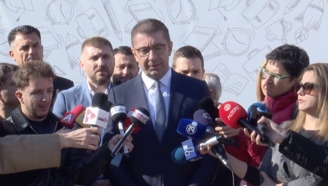 „ДА НЕ СТИГНЕ ДО ПОРАНЕШНИ ФУНКЦИОНЕРИ“: Мицкоски вели дека делуваат секаде каде што постои сомнение за криминал