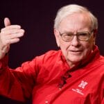 „Пророкот од Омаха“ оди во пензија: Ворен Бафет објави крај на една ера во Беркшир Хатавеј