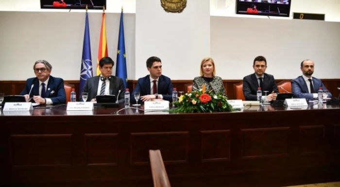 Евроамбасадорот Рокас ќе го презентира извештајот на ЕК во Собранието