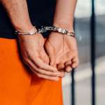 Во Масачусетс приведени 56 осомничени педофили