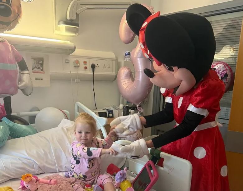 На малата Харли и остануваат уште неколку недели живот: Мајчиното срце ќе пукне од тага - таа е единствената на светот со оваа болест