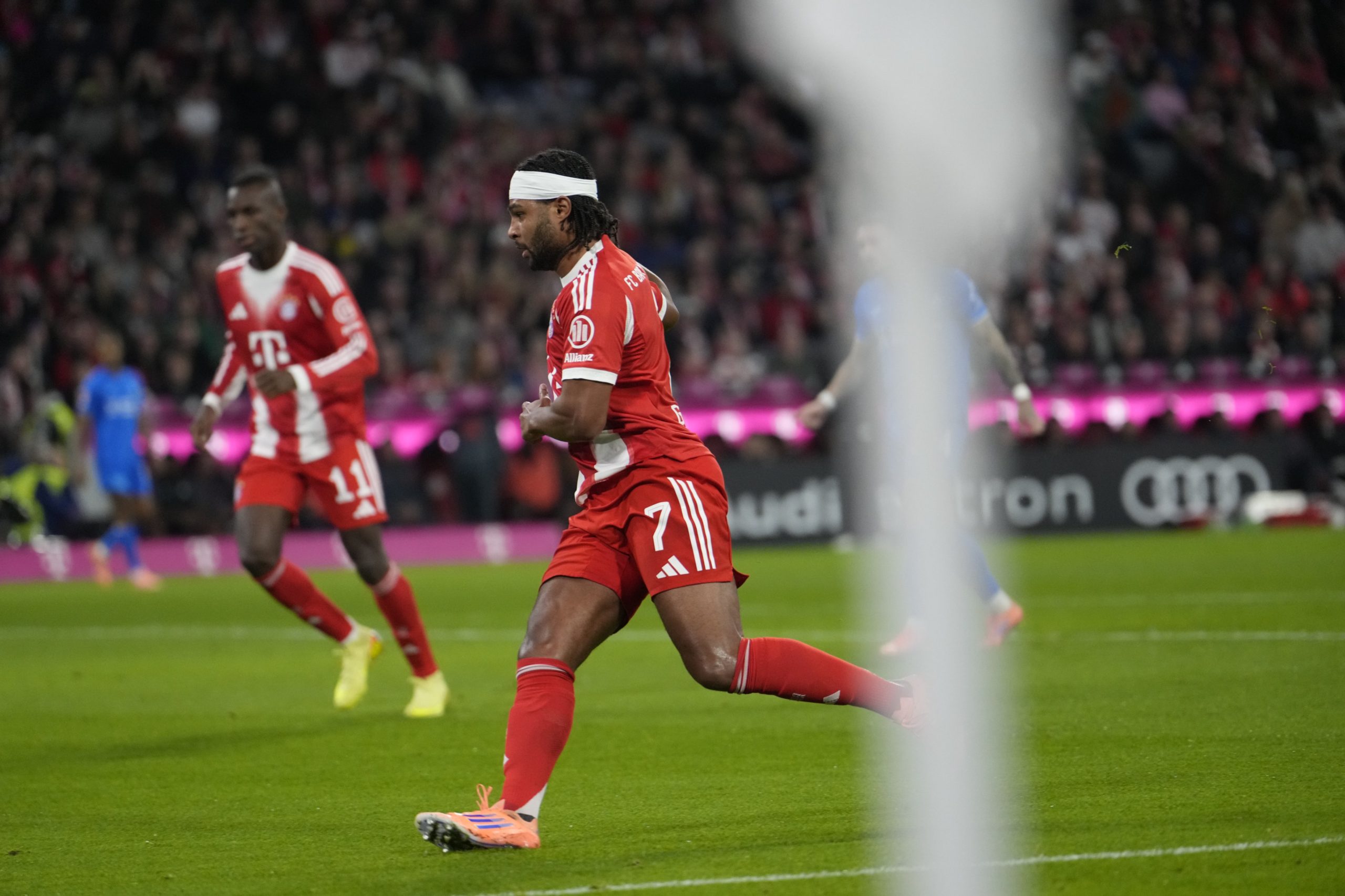 Никој ништо не му може: Баерн Минхен убедлив во бундеслигашкото дерби! (ВИДЕО)