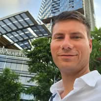 ИВАН ПЕРНАР, БИВШ ПРАТНЕИК ВО ХРВАТСКИОТ САБОР: Има ли уште некој што им верува на западните медиуми дека Украина ќе ја победи Русија!?