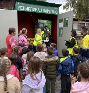 Кампањата „Супер добри дела“ на Рудник САСА ги инспирираше децата од Македонска Каменица да станат еко-херои