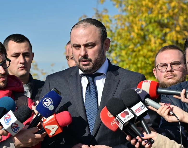 ФАКТОР НА ДЕНОТ: Орце Ѓорѓиевски тврди дека на платен список во „Комунална хигиена“ има и затвореници