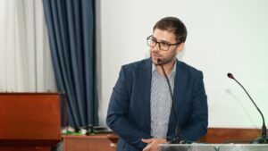 Flex Broker: Стратешкиот мост меѓу клиентите и современите осигурителни решенија