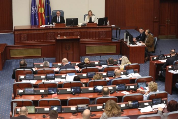 ТРОЈЦА ПРАТЕНИЦИ-ГРАДОНАЧАЛНИЦИ: Mандатот им престанува на Бети Стаменковска-Трајковска, Јане Мицевски и Дејан Проданоски