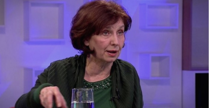 Правилата не се менуваат во текот на играта, како што нам ни се случи