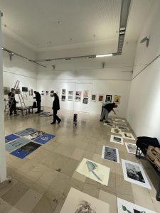 Студенти од ФЛУ Скопје дел од голема меѓународна изложба во Сараево