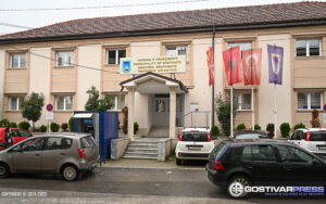 Општина Врапчиште од утрово затворена, граѓаните наидуваат на заклучени врати