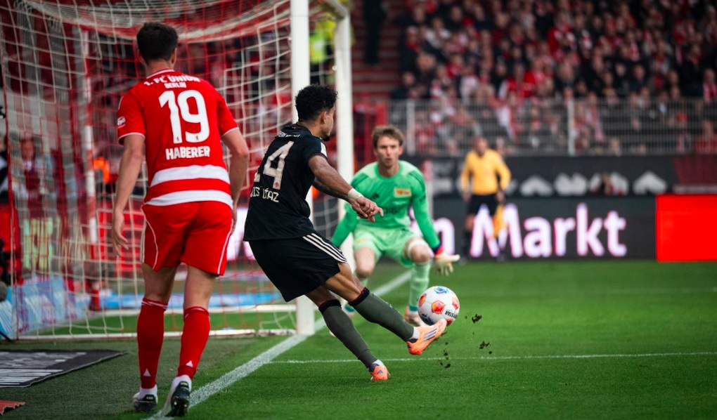 Луис Дијас даде спектакуларен гол, но Баерн не успеа да ја продолжи серијата победи (Видео)