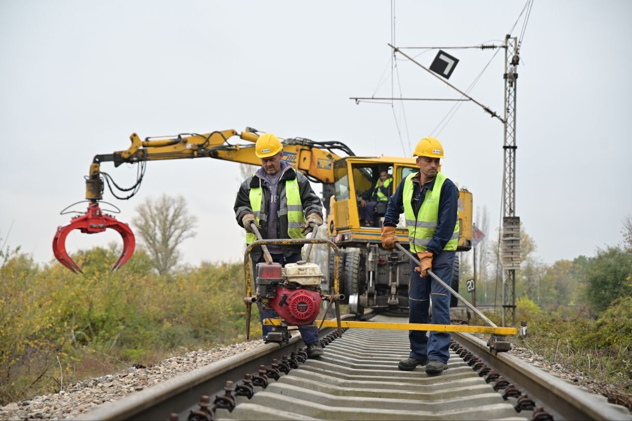 ЕВЕ КАДЕ ЌЕ ВОЗИ ГРАДСКИ ВОЗ: Николоски објави видео од трасата