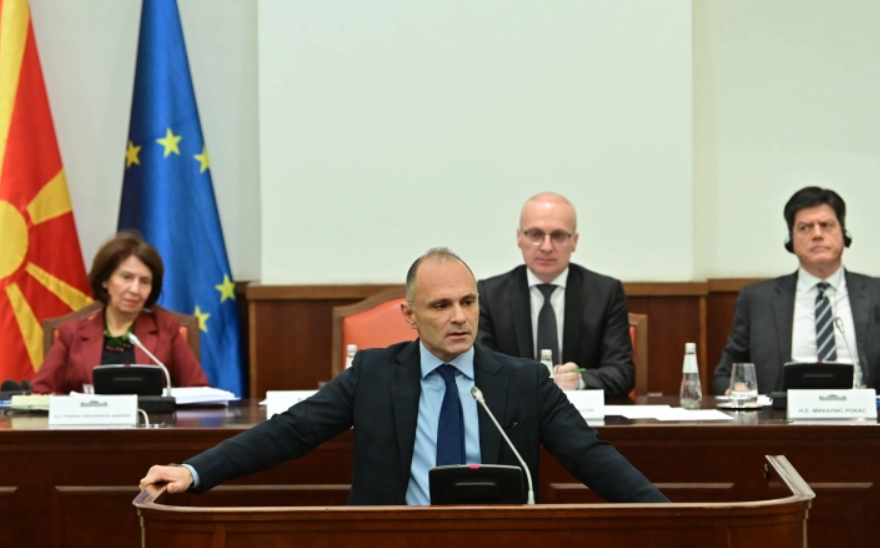 „ГО ГУБИМЕ ВРЕМЕТО, ОНА Е ЕДЕН ОД НАЈЛОШИТЕ ИЗВЕШТАИ“: Филипче вели дека стоиме во место