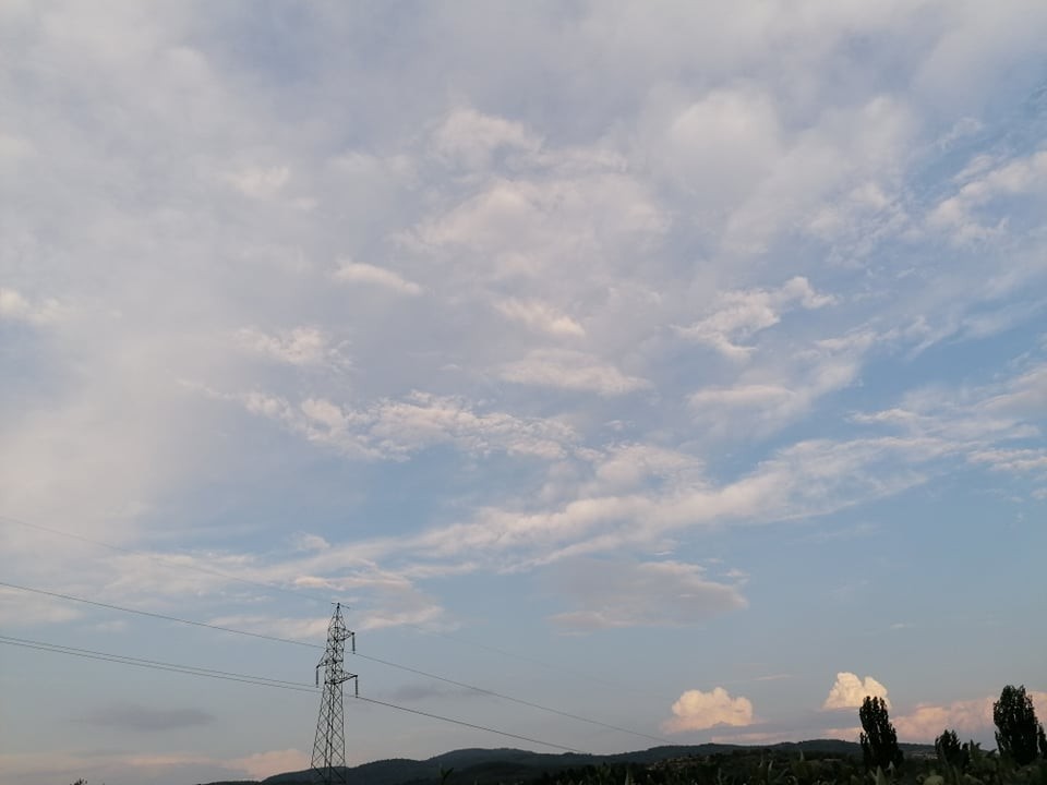 Не очекува сончев викенд со утринска магла во котлините