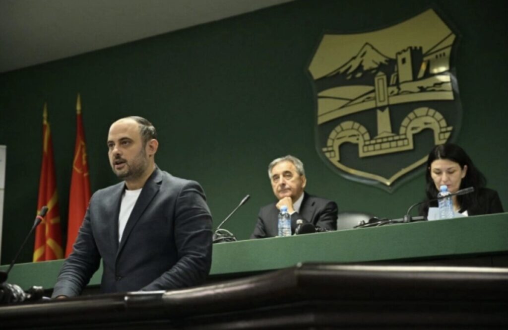 Коцевски до Ѓорѓиевски: Обврска имате да пријавите злоупотреби! Ѓорѓиевски објави долг од 300 милиони, Арсовска го нарече лажго