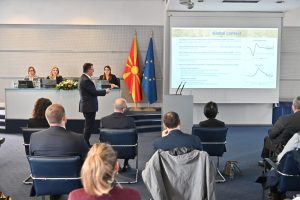 НБ: Eкономијата зајакнува, инфлацијата ќе се сведе на 2% на среден рок