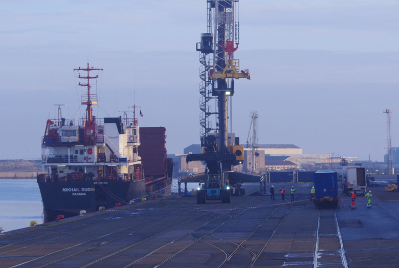 Франција товари бродови со ураниум за Русија