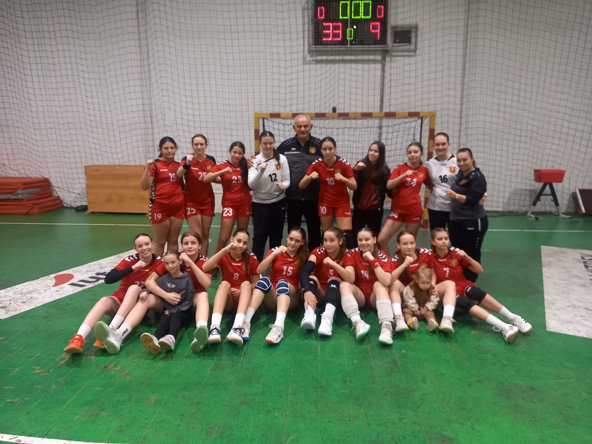 ПИОНЕРКИ: Металург Автокоманда на врвот, Вардар и Ѓорче Петров држат чекор