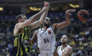 Фенербахче го разби АСВЕЛ, Дубаи загуби од Хапоел Тел Авив во празната „Зетра“