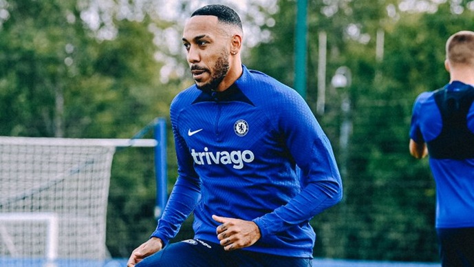 Обамејанг за трансферот од Барса во Челси: Огромна еб*на грешка!