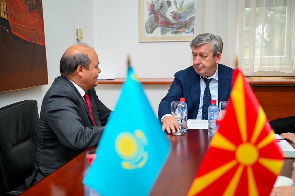 Џафери – Буршаков: Што поскоро воведување безвизен режим со Казахстан