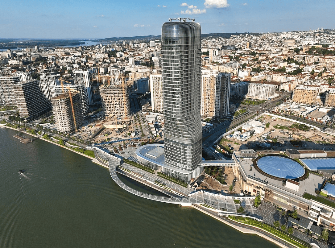 ГАРАЖА КОЛКУ СТАН, СТАНОТ КАКО СУВО ЗЛАТО: Астрономски цени на недвижности во Србија – најскапиот квадратен метар годинава достигнал 10.000 евра