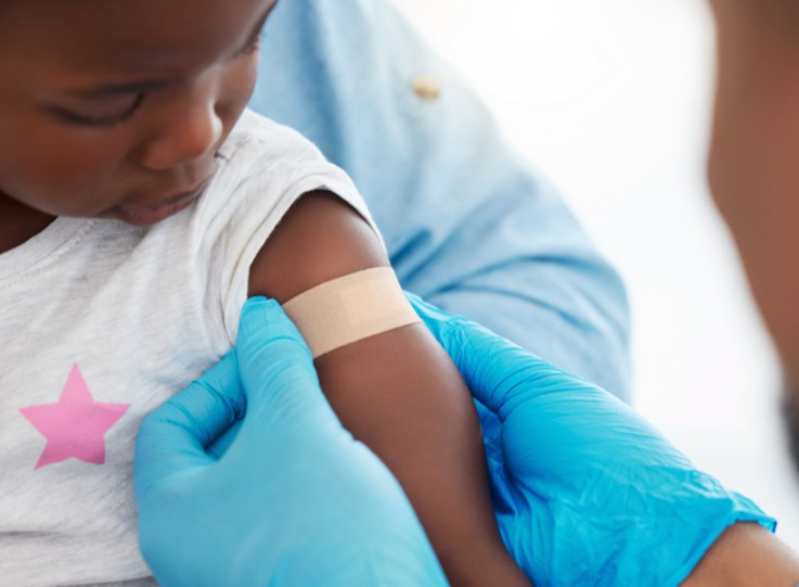 ЦДЦ повторно предупредува: Вакцините може да предизвикаат аутизам