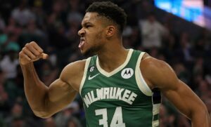 Адетокумбо се повреди: „Ова не изгледа добро…“