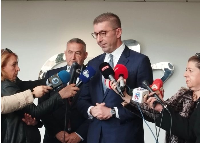 МИЦКОСКИ: Владата ќе го прифати секое решение за повисока минимална плата за кое ќе се договорат синдикатите и работодавачите