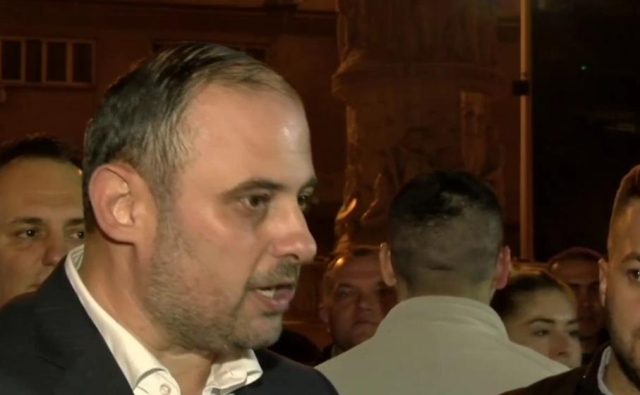 Ѓорѓиевски веднаш ќе назначи нови директори на јавните претпријатија и повторно најави чистење на Скопје за 72 часа