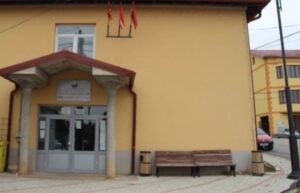 Мицкоски: Владата согласно закон ќе именува повереници во општините каде изборите беа неуспешни