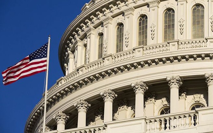 ЗАВРШИ САГАТА ВО СЕНАТОТ НА САД: Одобрен законот за финансирање