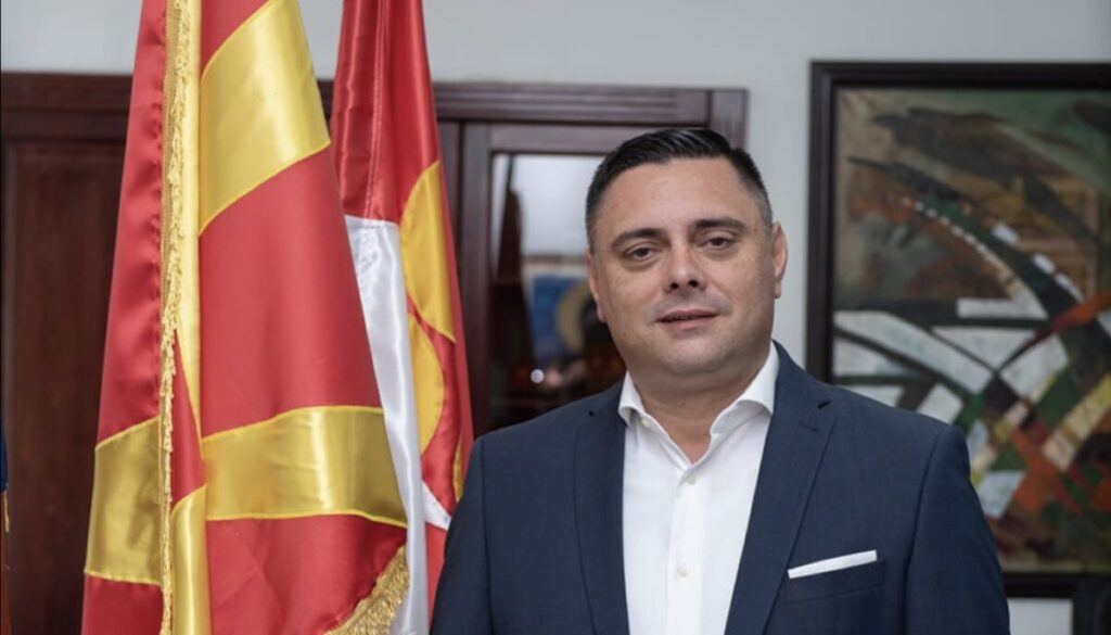 Градоначалникот на Кавадарци изрази сочувство по тешката сообраќајка на патот Плетвар – Кавадарци во која загинаа две лица