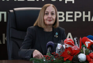 Лаги и манипулации, реагира Уставен суд на нападите кон Кацарска за постапката за линеарно зголемување на пензиите