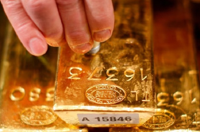 Италија разгледува еднократна давачка на приватна сопственост во злато