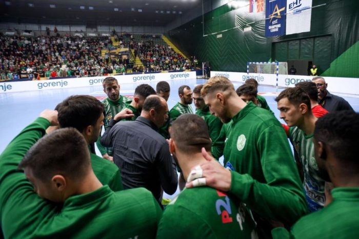 Тежок пораз на Е.Пелистер кај Пик Сегед