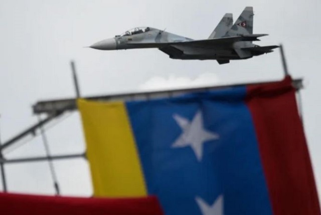 САД ги предупредуваат авиокомпаниите за потенцијална опасност над Венецуела