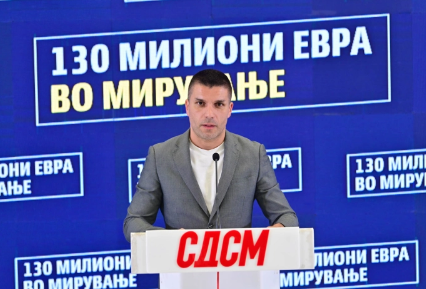 „ТРИПУНОВСКИ ВИДНО НЕРВОЗЕН ИЗЛЕЗЕ НА ТЕЛЕВИЗИЈА“: Николовски бара негова оставка